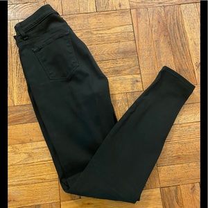 J Brand Maria High Waisted Jeans in Vin Evrgrn Size 26